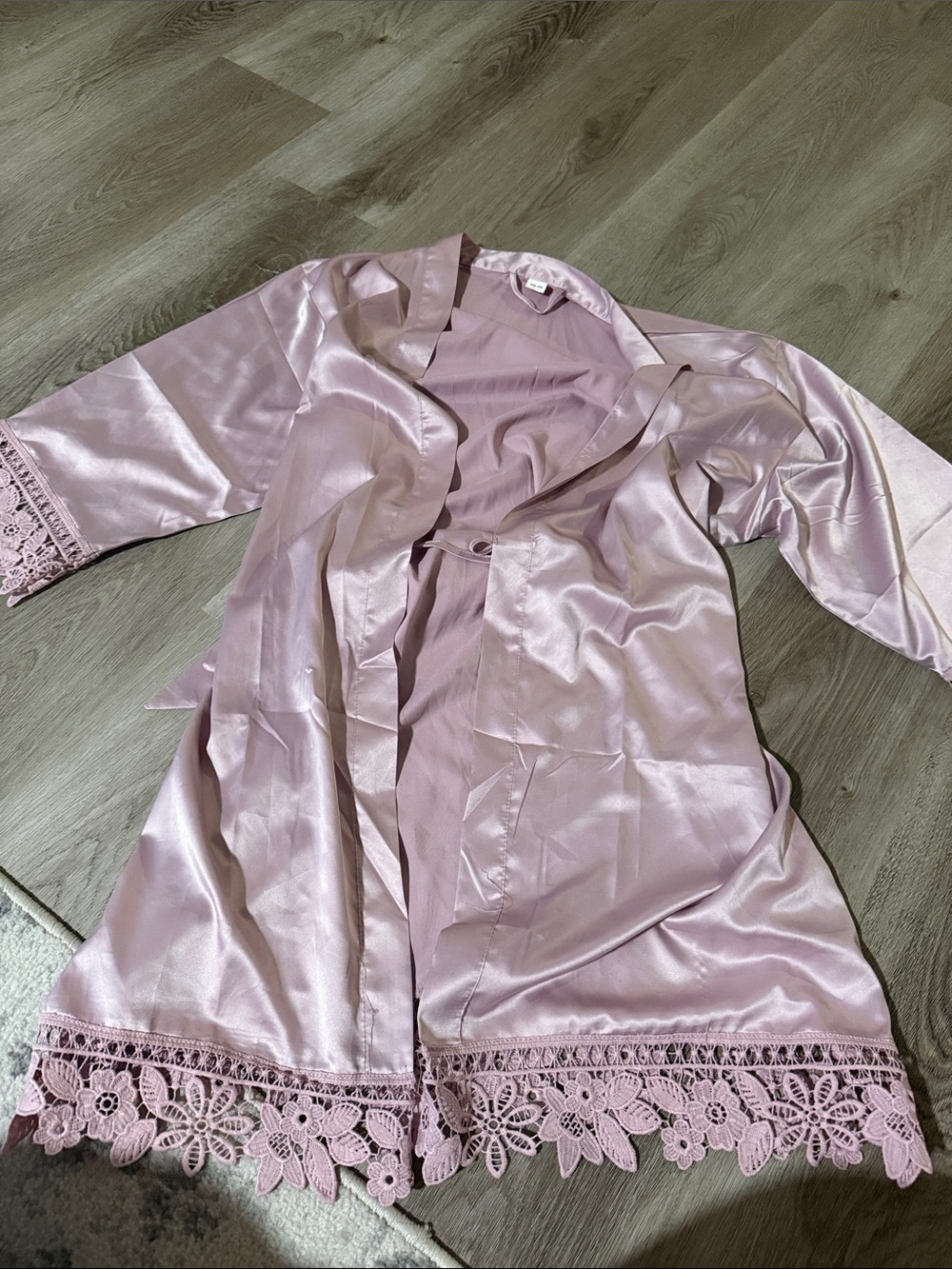 Women's Satin Lace-Trim Robe - Dusty Pink